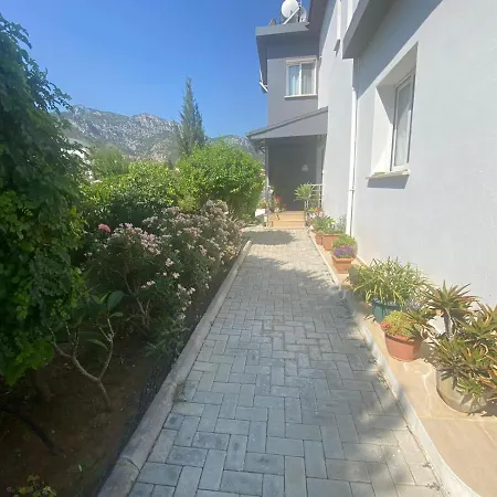 Catalkoy'de 4+1 Ozel Havuzlu * Kyrenia (Northern Cyprus)