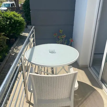 Catalkoy'de 4+1 Ozel Havuzlu *