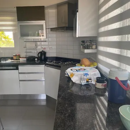 Catalkoy'de 4+1 Ozel Havuzlu 키레니아