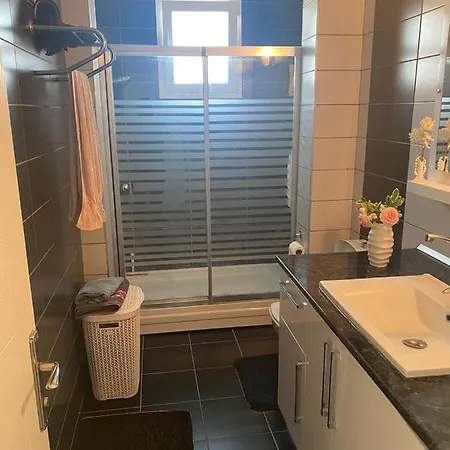 Catalkoy'de 4+1 Ozel Havuzlu